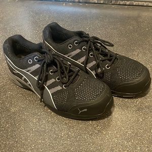 Steel toe Pumas- woman’s size 7